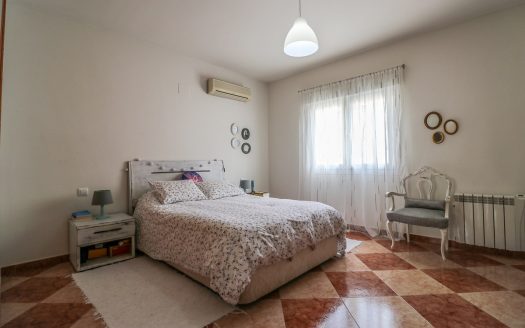 3 Bed, 2 Bath Town house in Teulada, Alicante