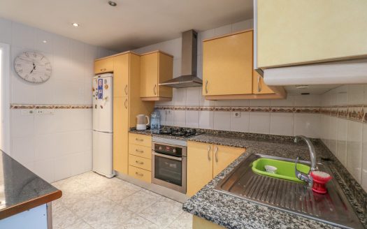3 Bed, 2 Bath Apartment in Teulada, Alicante