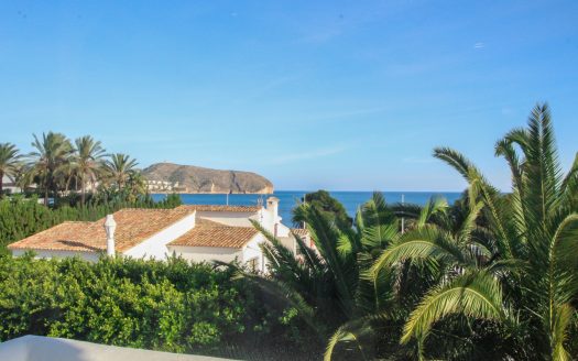 4 Bed, 4 Bath Villa in Moraira, Alicante