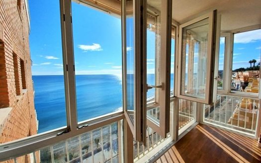 3 Bed, 2 Bath Apartment in Orihuela Costa, ALICANTE