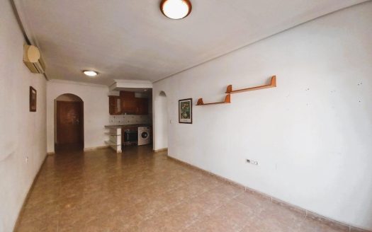2 Bed, 1 Bath Apartment in Orihuela Costa, ALICANTE